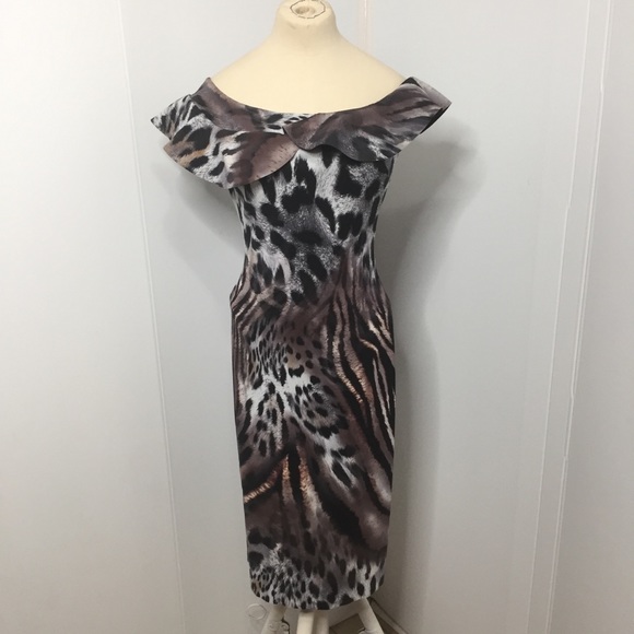 Chiara Boni Dresses & Skirts - Chiara Boni Sheath